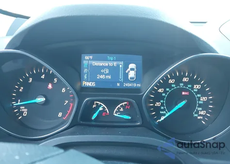 2015 Ford Escape S из США, поврежденный, VIN 1FMCU0F73FUB87690